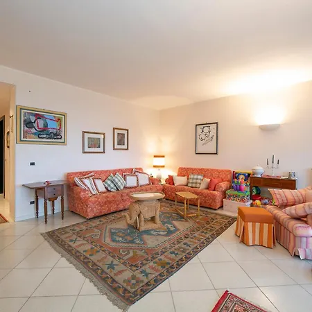 La Casa Di Lalla 1 Km From Sea - Happy Apartment *